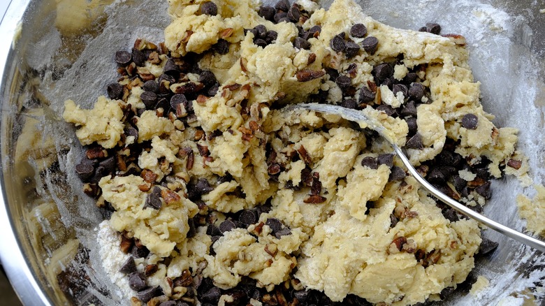 Cookie dough with nuts