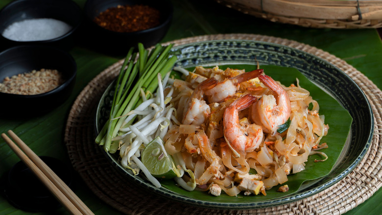 Plate of shrimp Pad Thai