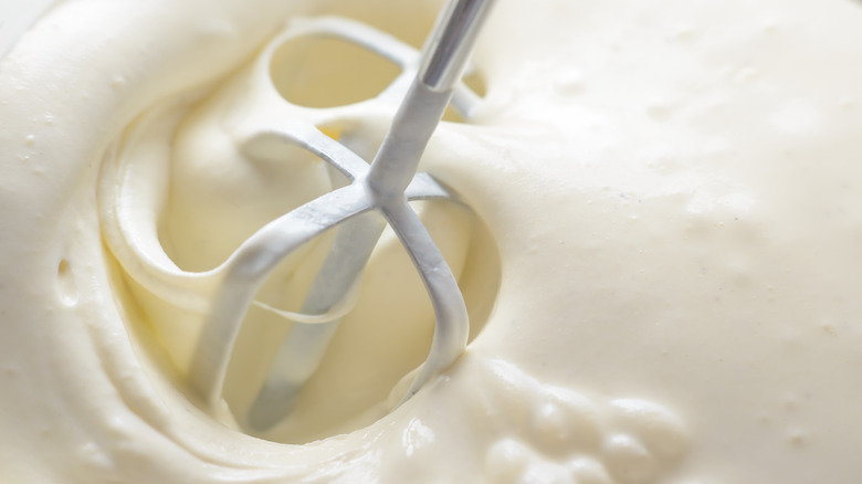 Making icing in bowl