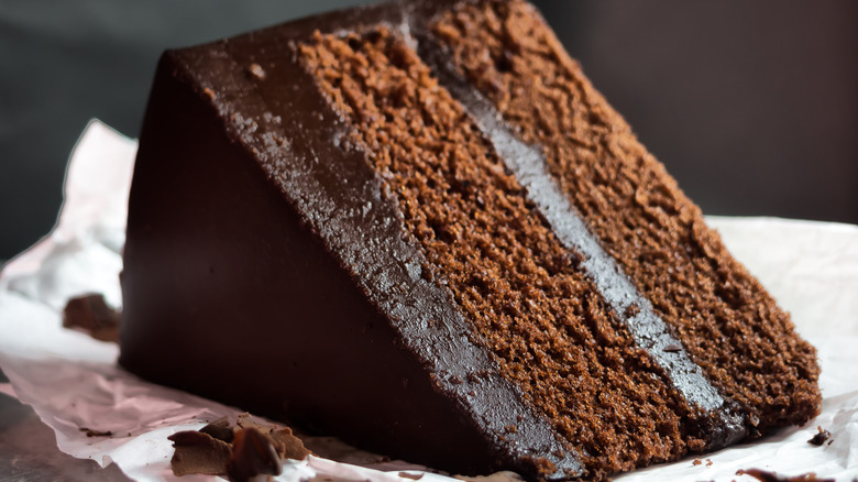 Chocolate cake with fudge frosting