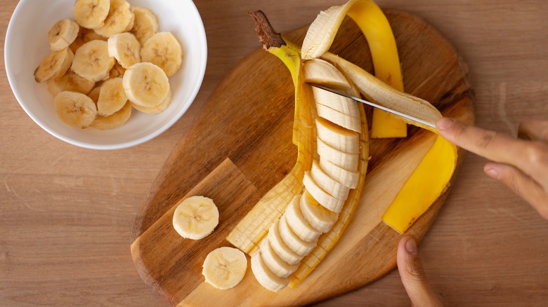 Banana with slices