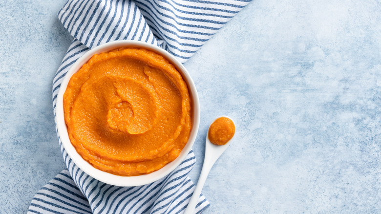 Pumpkin puree in a bowl