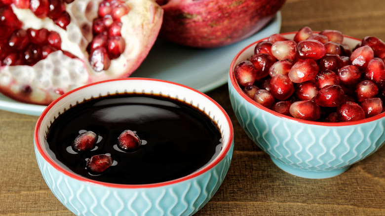 Pomegranate molasses and seeds bowl