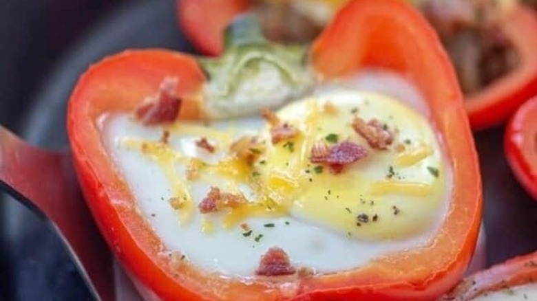 stuffed pepper with egg filling
