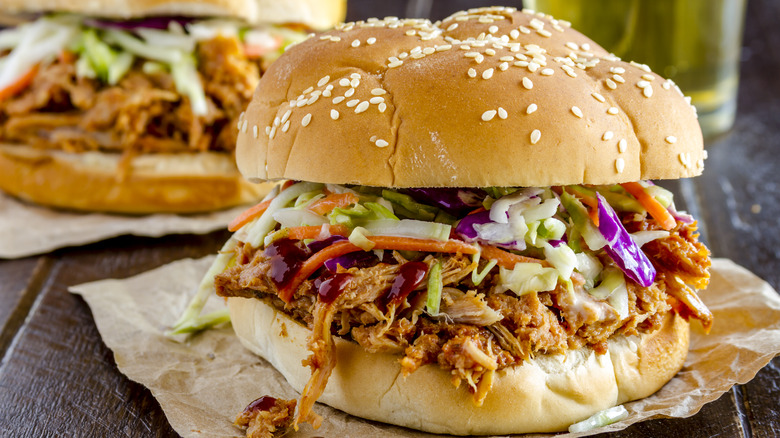 Pulled pork sandwich with coleslaw