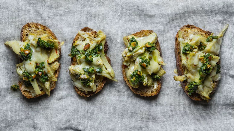 Artichoke Dip Toasts