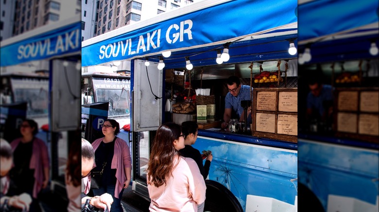 blue Souvlaki GR food truck