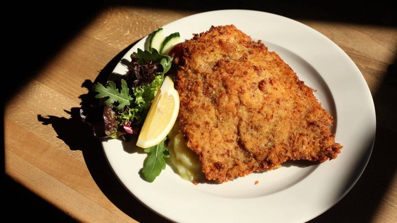 schnitzel at weinbauer inn