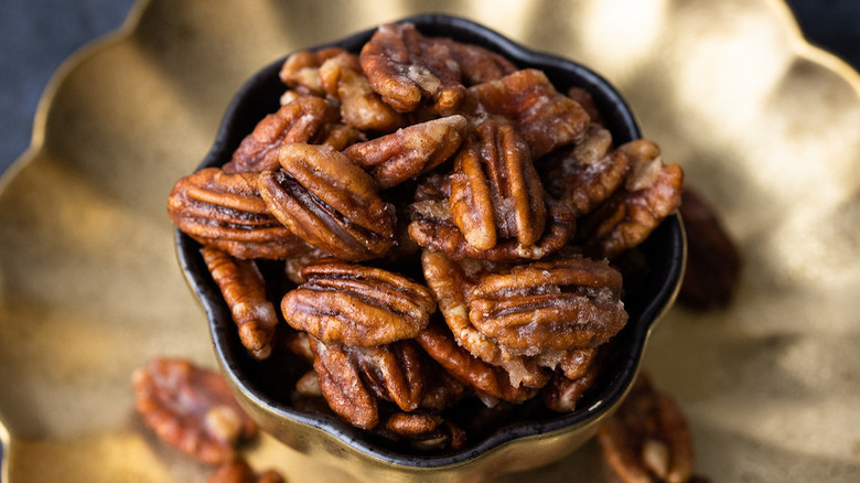 candied pecans in bowl