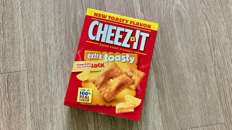 Extra Toasty Cheddar Jack Cheez-It