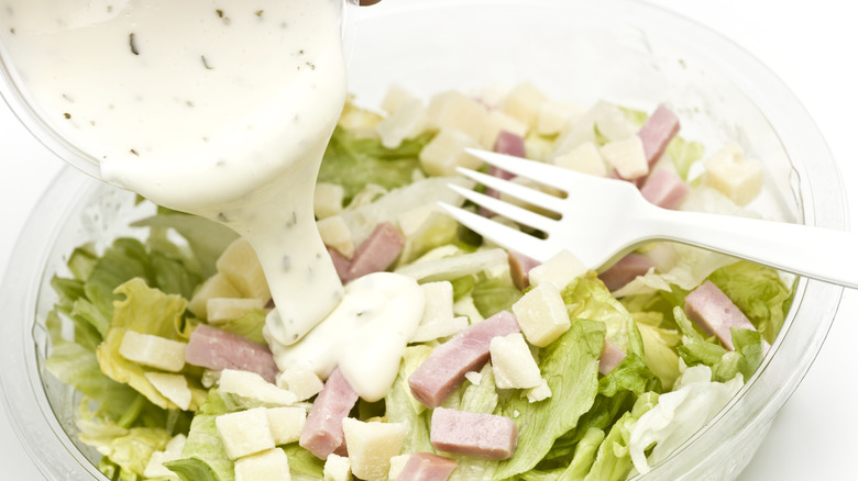 ham salad with lettuce and dressing