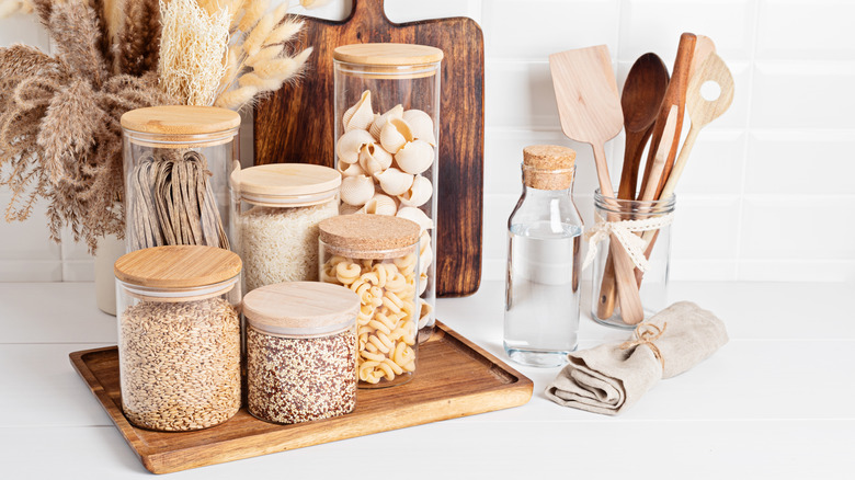 Dried pasta and grains