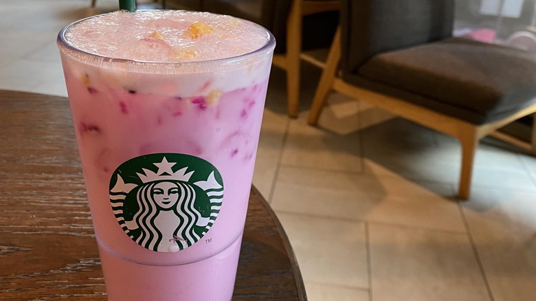 Mango Dragonfruit Starbucks Refresher