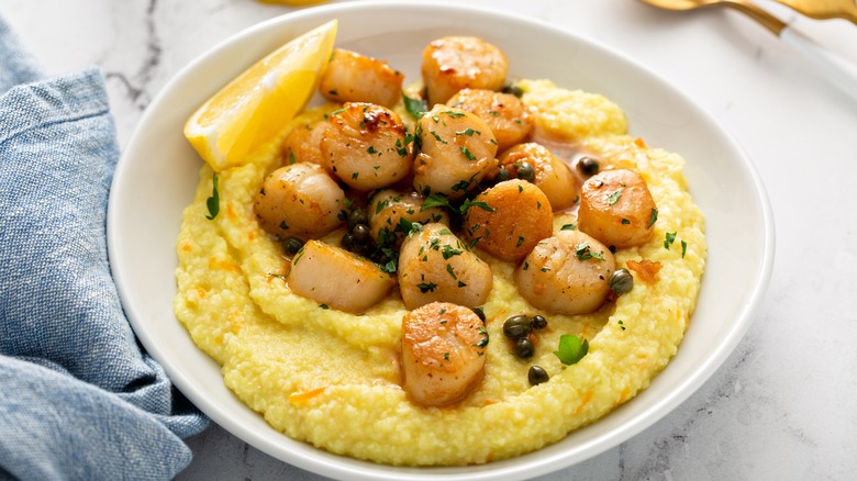 Scallops and grits