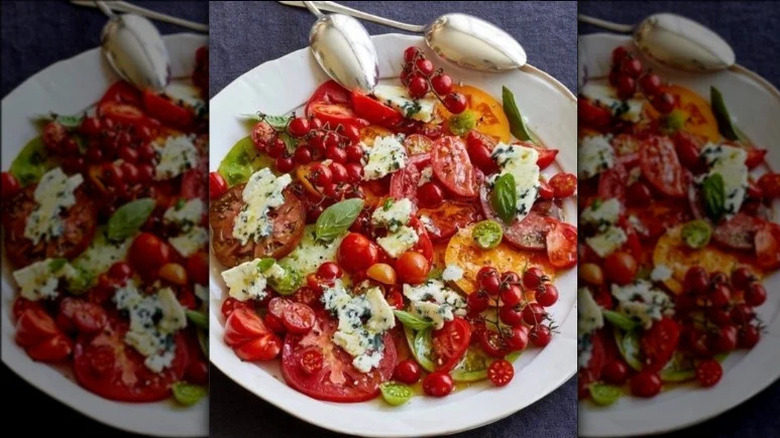 Heirloom tomato salad