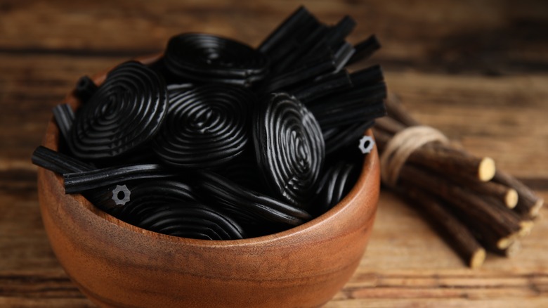 black licorice candy in bowl