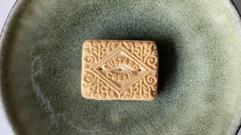 Custard cream sandwich cookie