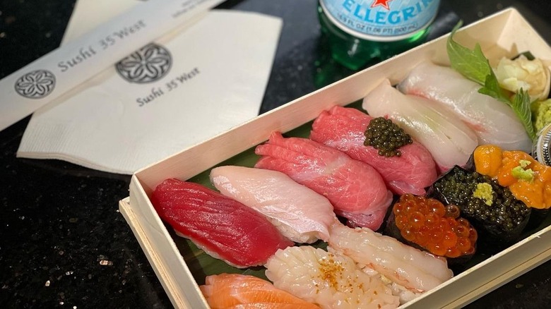 Nigiri sushi tasting box