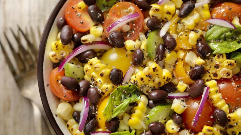 Black bean salad with ingredients