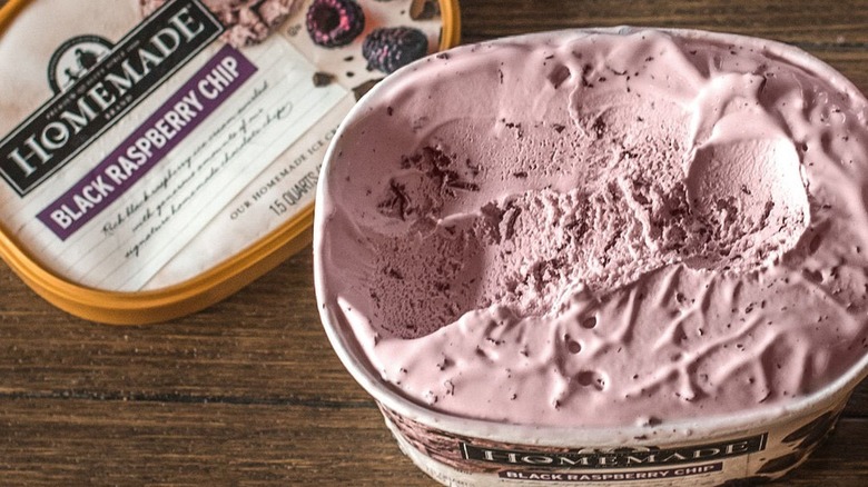 black raspberry ice cream container