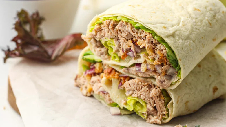 Healthy tuna wrap