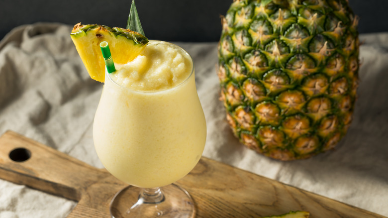 frozen pina colada pineapple garnish