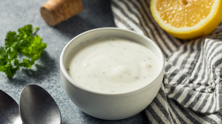 Ranch ramekin with lemon