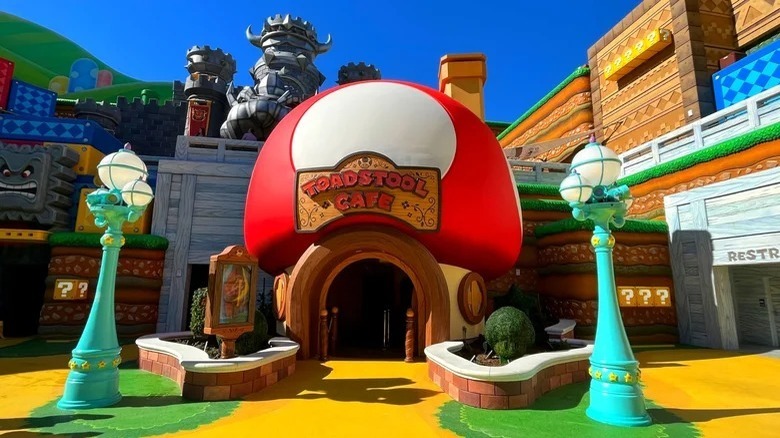 Toadstool Cafe at Universal