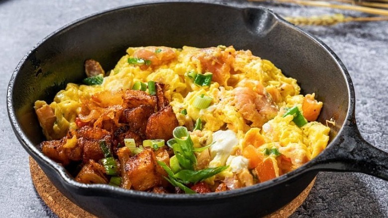 scrambled egg skillet