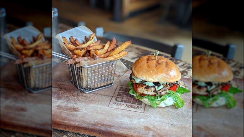 burger and fry basket