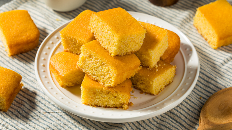 Slices of cornbread stacked