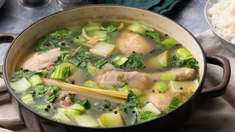 chicken tinola in Dutch oven