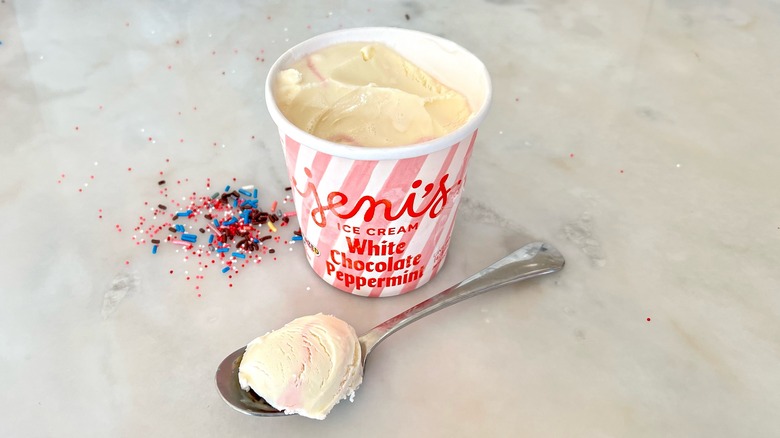 Jeni's White Chocolate Peppermint pint