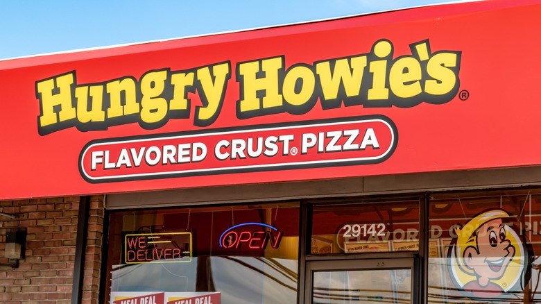 Front of Hungry Howie's