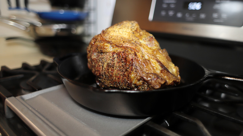 Roasted prime rib