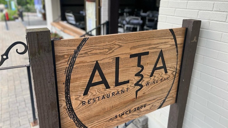 Alta restaurant and wine bar in Lenox