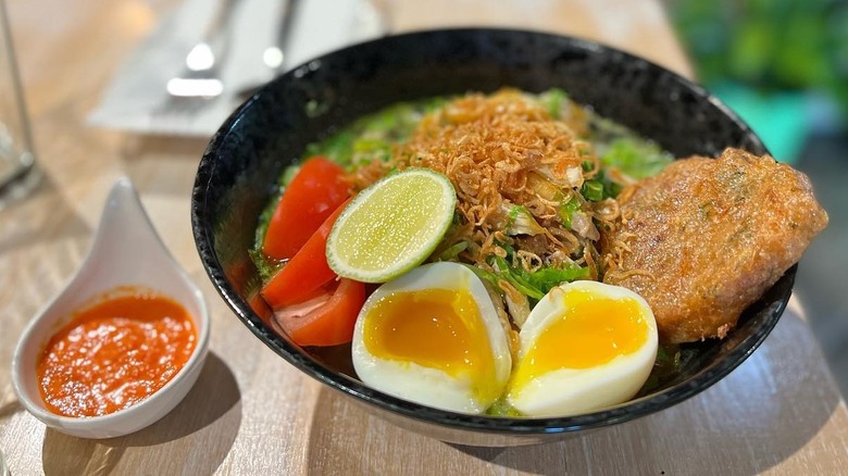 Soto ayam