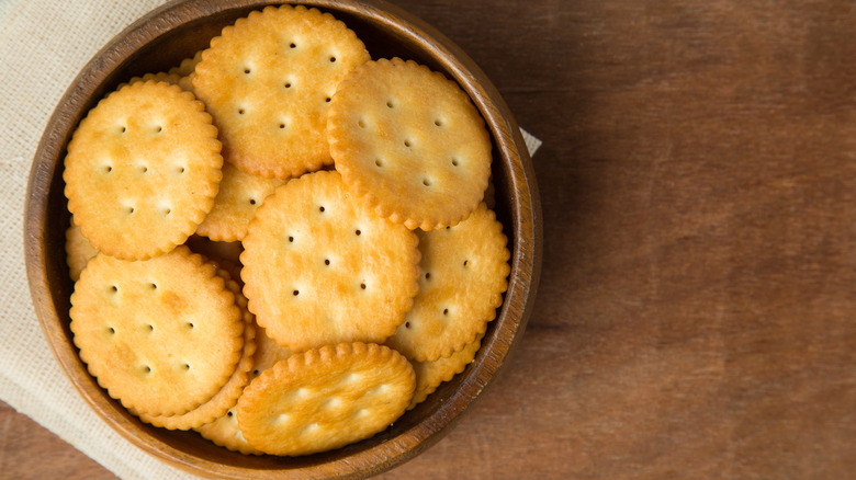 Ritz crackers in container