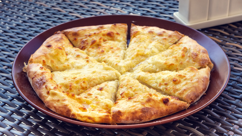 Imeretian Khachapuri on table