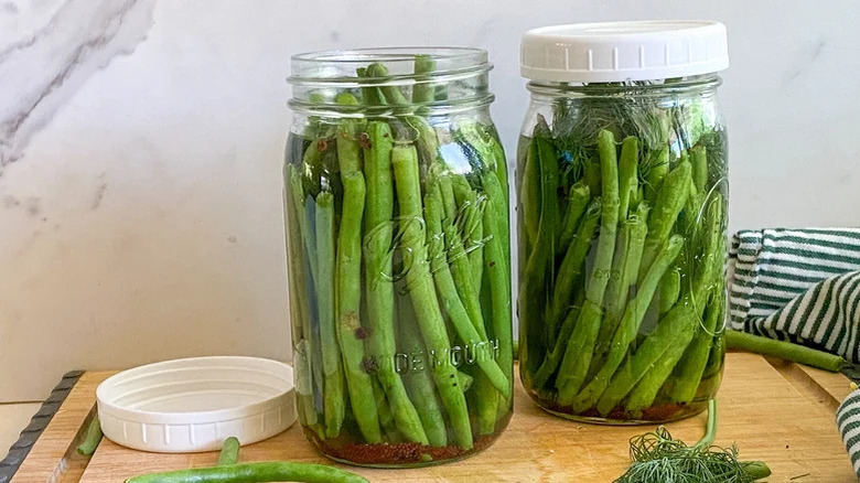 dilly beans in jars