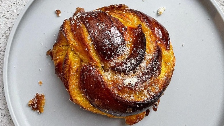 saffron cardamon bun on plate