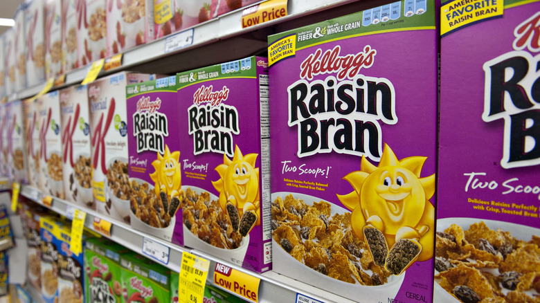 grocery boxes raisin bran
