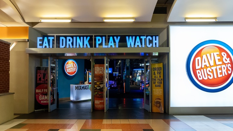 Front of Dave & Buster's restaurant and arcade