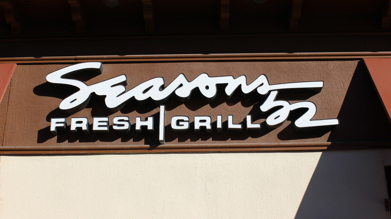 Seasons 52 restaurant sign