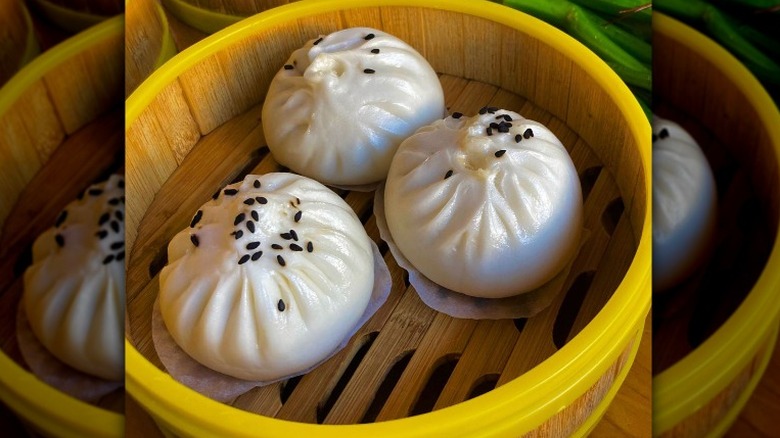 Steam bao buns