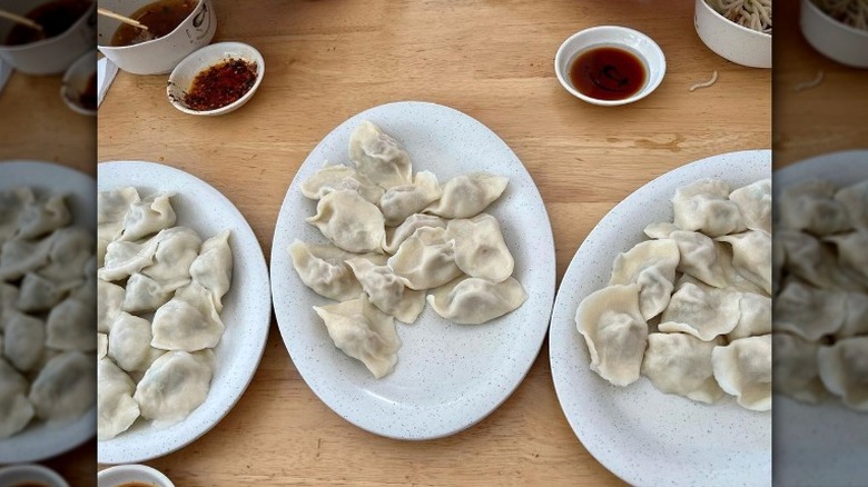 Fresh dumplings with sauce