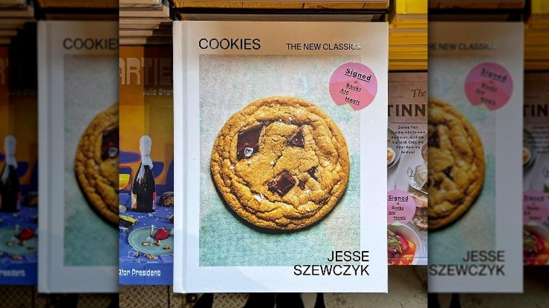Cookies: The New Classics book