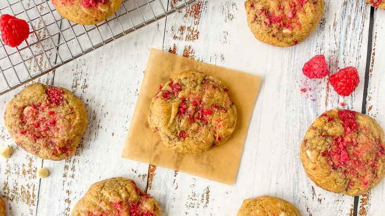 White chocolate raspberry cookies on table