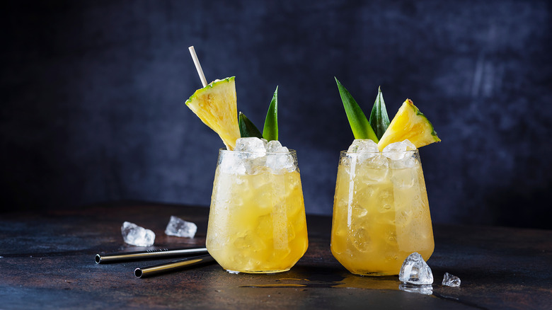 Fresh pineapple cocktails