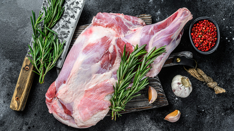 lamb leg with rosemary